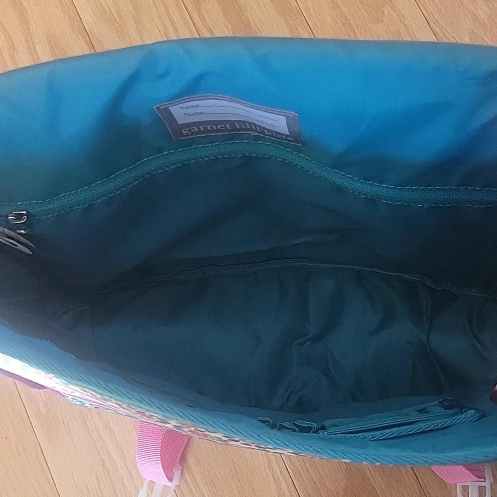 Garnet Hill Eco Messenger Bag